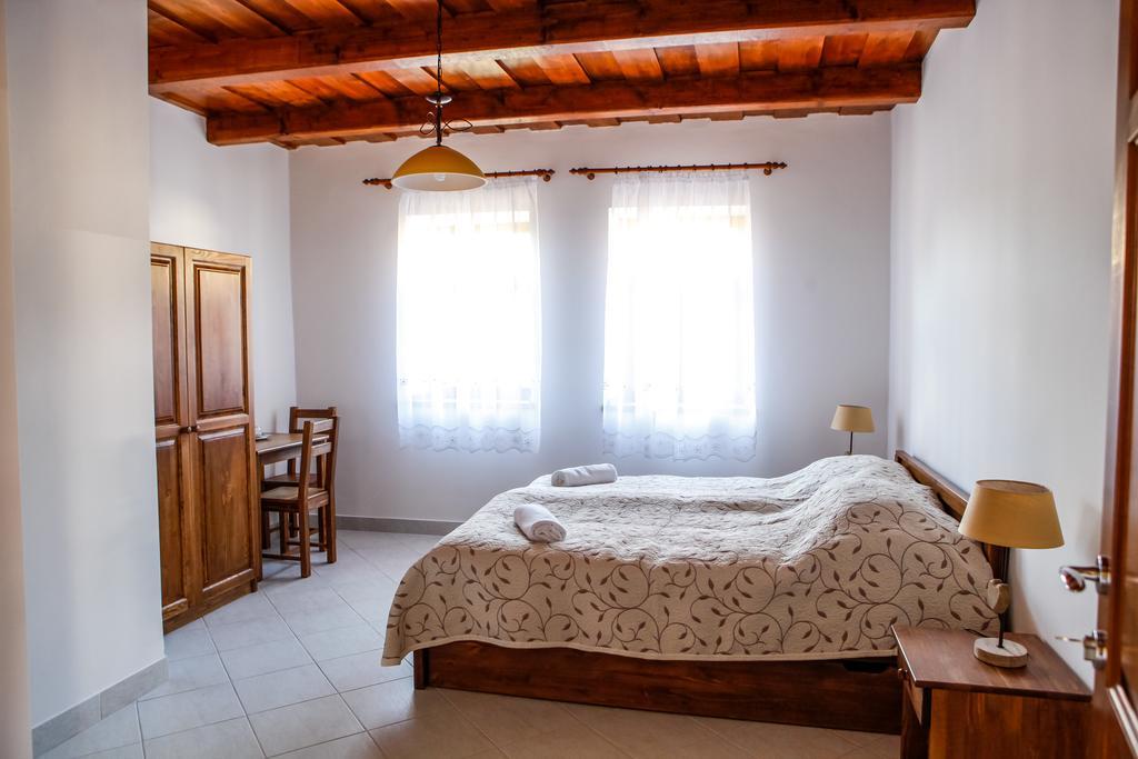 Katica Vendeghaz Hotel Tarcal Cameră foto